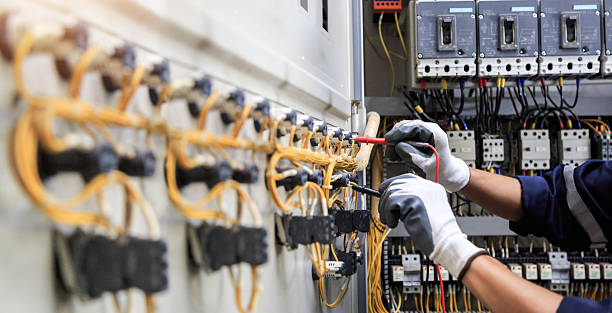Professional Electrician technician working in Timpson, TX